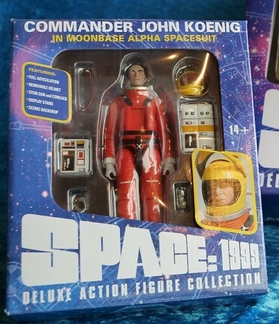 Sixteen 12 Space 1999 John Koenig in Spacesuit Deluxe Action Figure